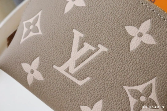 AAA Pruses Bags COSMETIC Louis POUCH Vuitton 0804